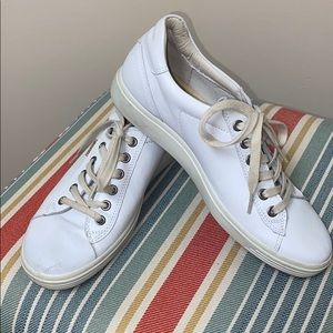 Ecco Women’s Soft 7 Sneakers